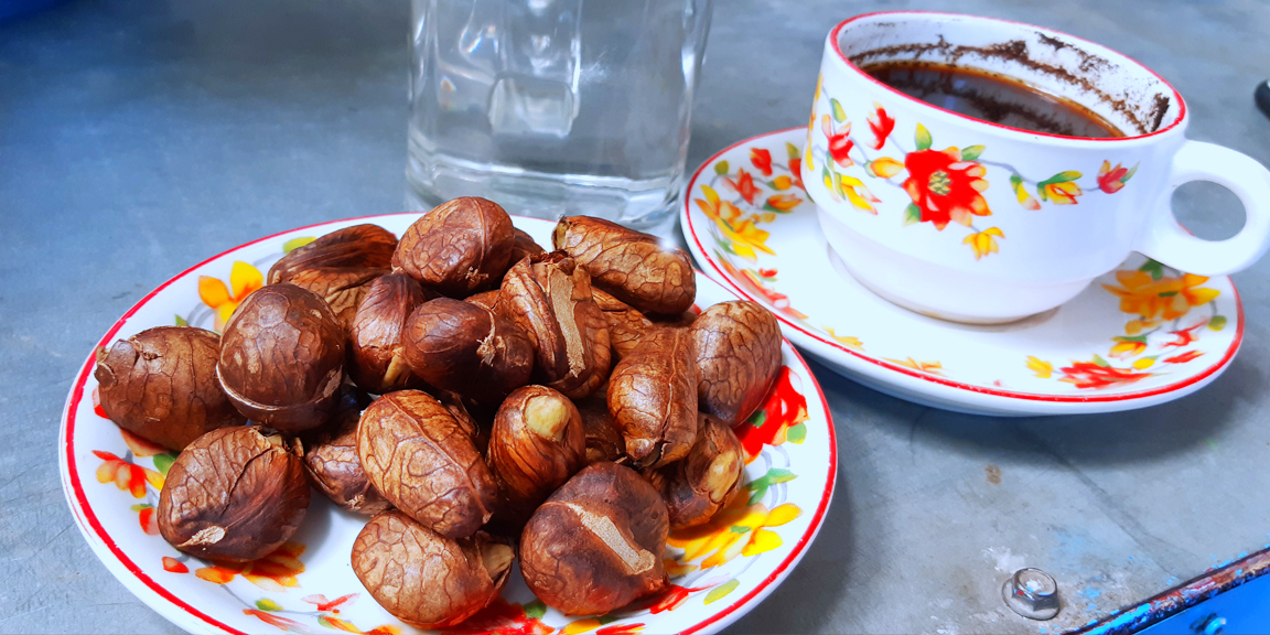Camilan “Nyalit” Penggugah Memori Dari Lombok