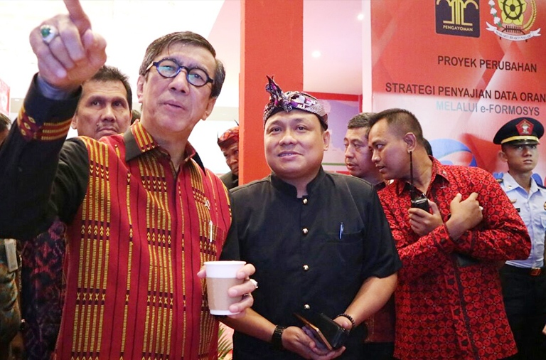 Dewa Wijaya: Fanatik SARA itu Harus